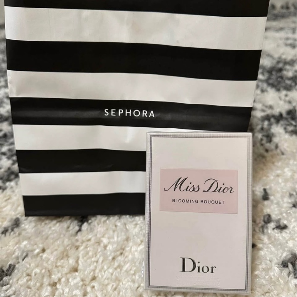 Sephora Exclusive Fragrance Box with White and Silver Accents